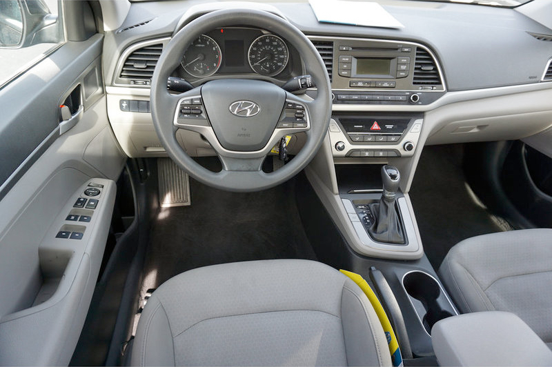 Illustration for article titled Rental car review: Hyundai Elantra SE